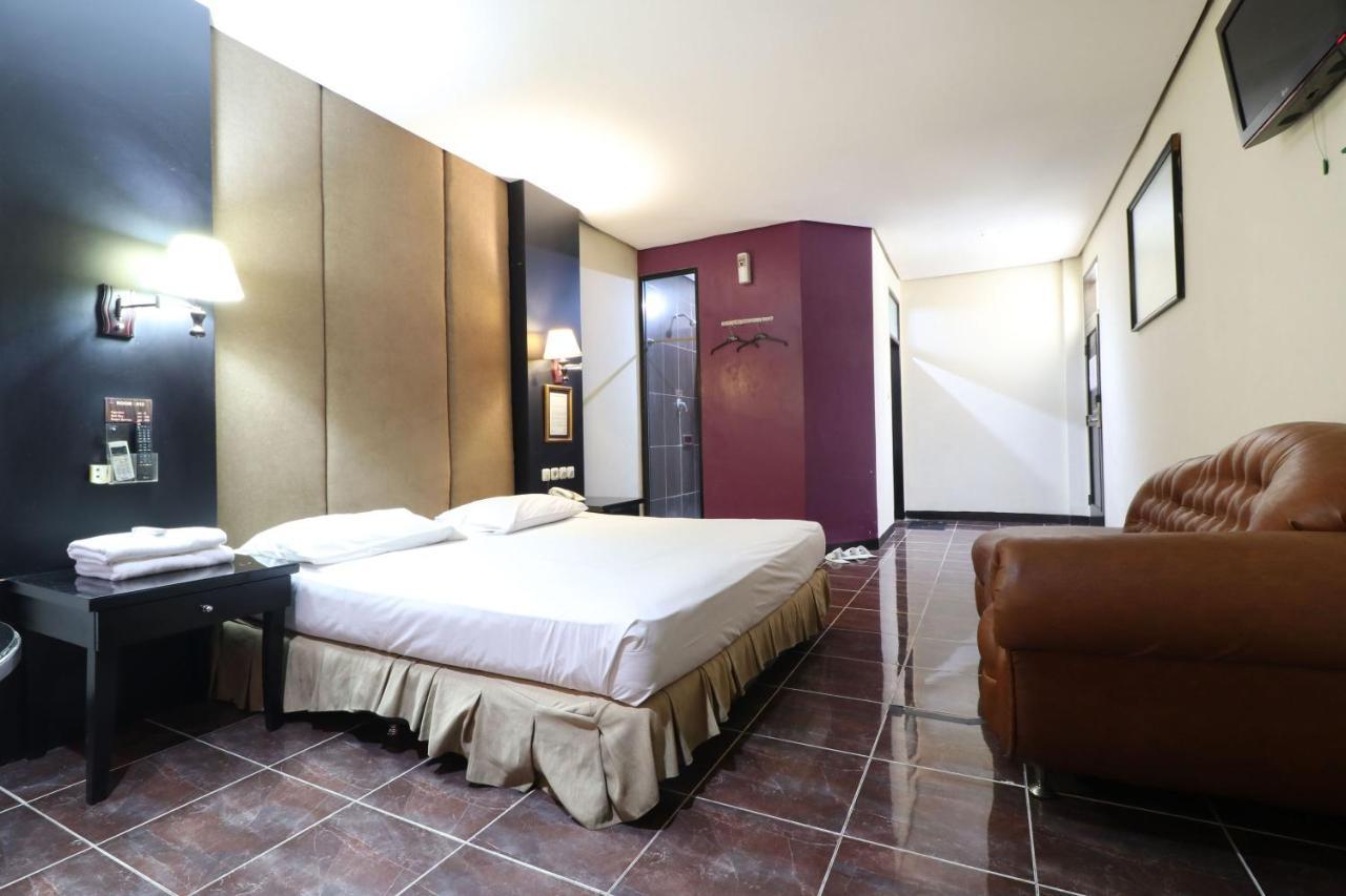 C'One Hotel Pulomas جاكرتا المظهر الخارجي الصورة