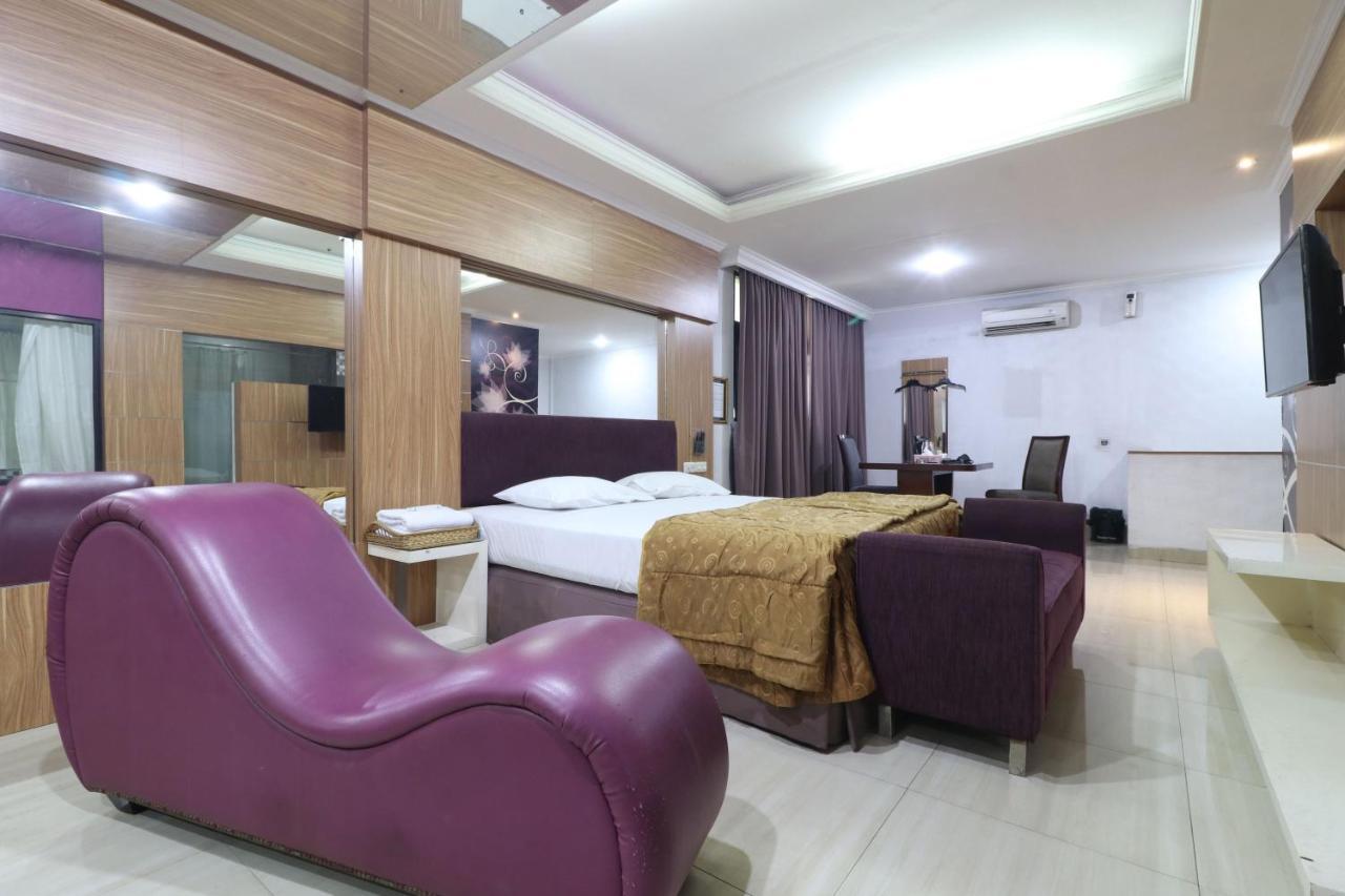 C'One Hotel Pulomas جاكرتا المظهر الخارجي الصورة